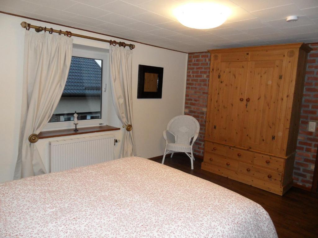 The Cottage And The Loft Ambleve Номер фото